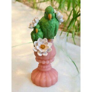 New Tommy Bahama Tropical Parrot Bird Shaped Candle Room Decor Figure Gift